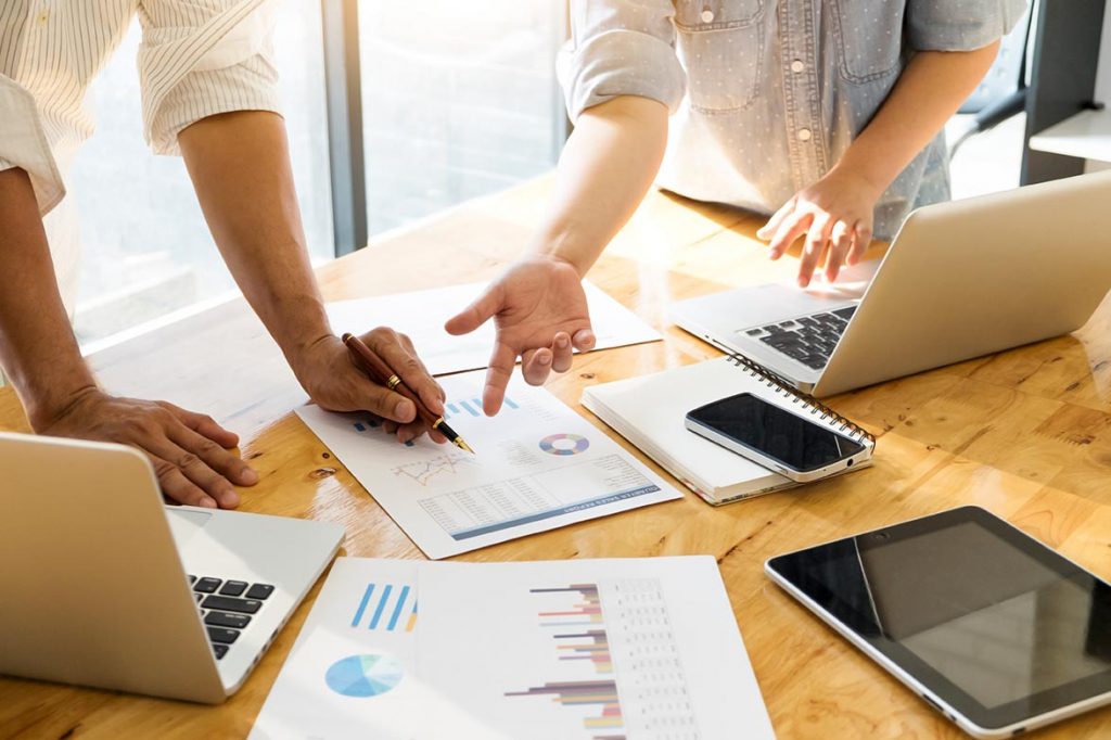 The Client Transactions Report gives you the ability to generate a list of all outstanding transactions via a variety of different criteria and fields contained within your SapphireOne Client data profiles.
